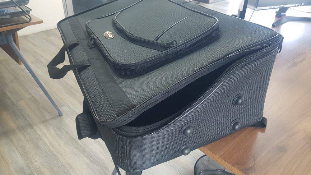 Özel tasarım kompakt pedalboard